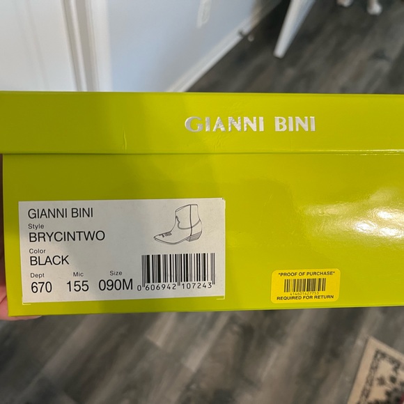 Gianni Bini Brycintwo Booties - Picture 3 of 4